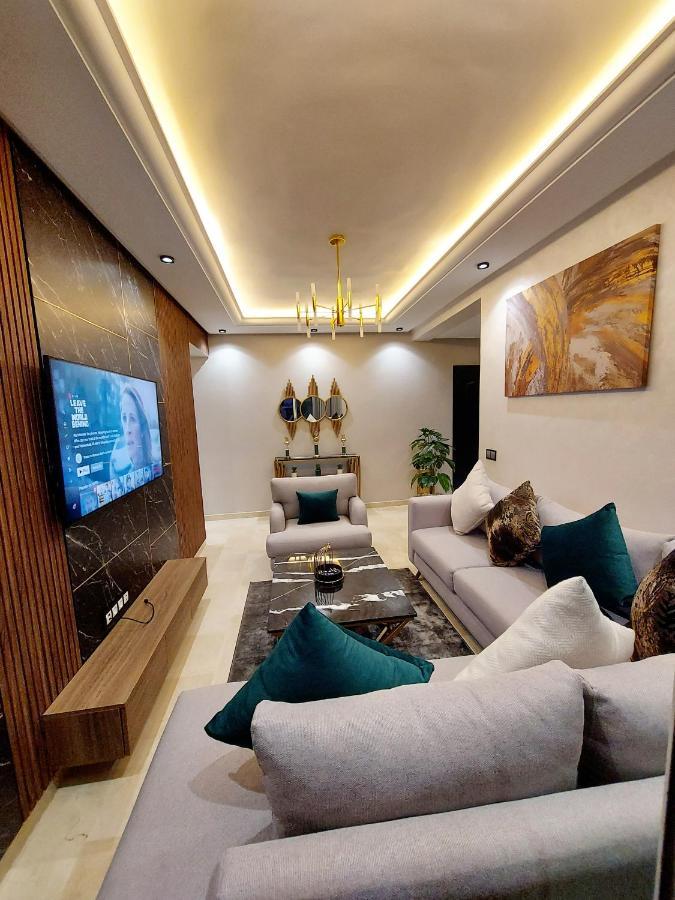 Modern Apartment Opposite The Hassan2 Mosque, Very Well Equipped And Stylish, 85 M2 With Gym And Direct Sea View With Underground Garage , Prohibits Unmarried Couples Of Arab Origin Casablanca Eksteriør bilde