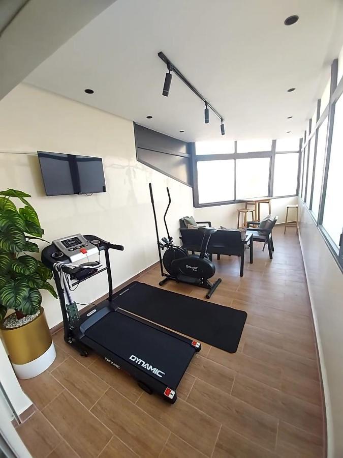 Modern Apartment Opposite The Hassan2 Mosque, Very Well Equipped And Stylish, 85 M2 With Gym And Direct Sea View With Underground Garage , Prohibits Unmarried Couples Of Arab Origin Casablanca Eksteriør bilde