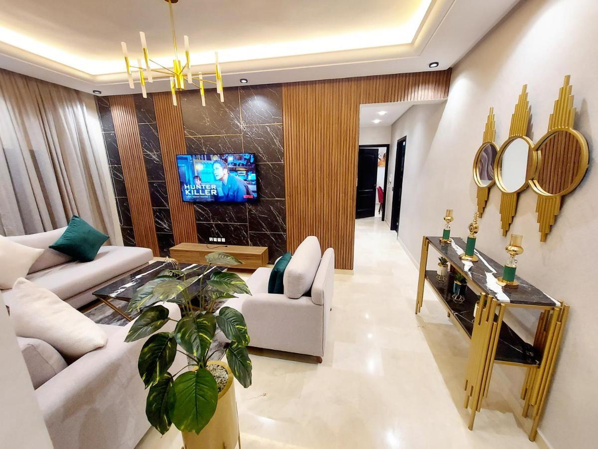 Modern Apartment Opposite The Hassan2 Mosque, Very Well Equipped And Stylish, 85 M2 With Gym And Direct Sea View With Underground Garage , Prohibits Unmarried Couples Of Arab Origin Casablanca Eksteriør bilde
