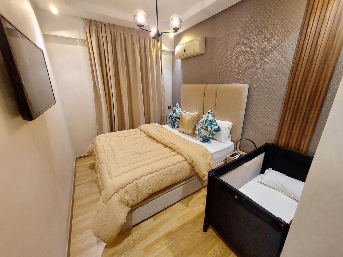 Modern Apartment Opposite The Hassan2 Mosque, Very Well Equipped And Stylish, 85 M2 With Gym And Direct Sea View With Underground Garage , Prohibits Unmarried Couples Of Arab Origin Casablanca Eksteriør bilde