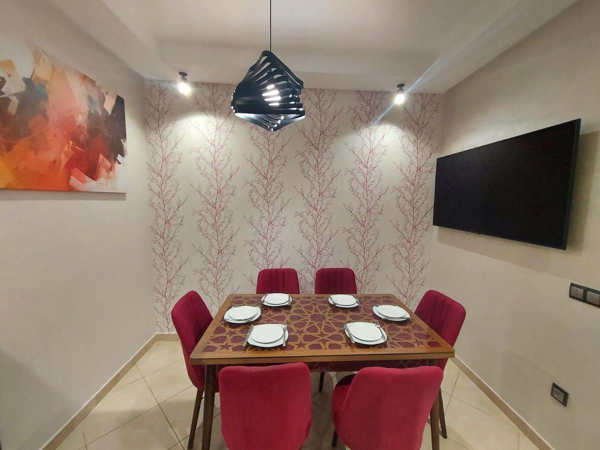 Modern Apartment Opposite The Hassan2 Mosque, Very Well Equipped And Stylish, 85 M2 With Gym And Direct Sea View With Underground Garage , Prohibits Unmarried Couples Of Arab Origin Casablanca Eksteriør bilde