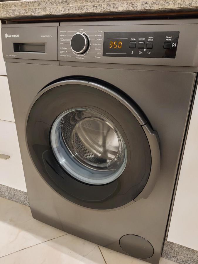 Modern Apartment Opposite The Hassan2 Mosque, Very Well Equipped And Stylish, 85 M2 With Gym And Direct Sea View With Underground Garage , Prohibits Unmarried Couples Of Arab Origin Casablanca Eksteriør bilde